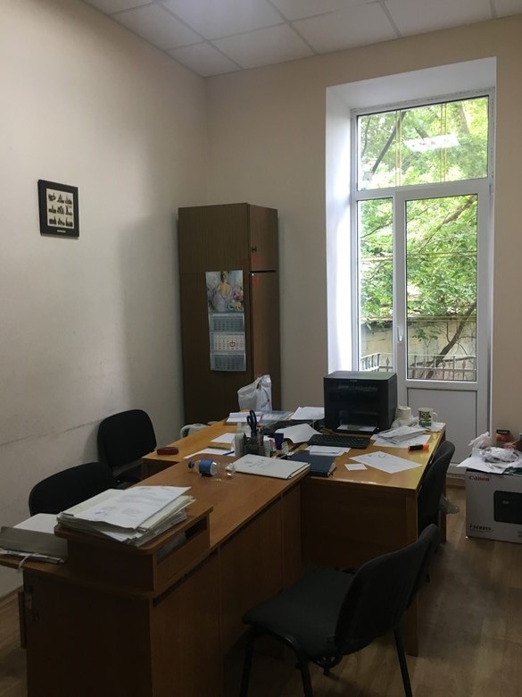 Офісні приміщення в центральній частині м. Київ, площею 308,2 кв. м
